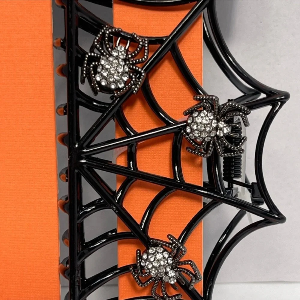 NWT ⚜️🖤⚜️ Piper K HALLOWEEN Hair Claw Clips Spooky Spiders & Spider Webs